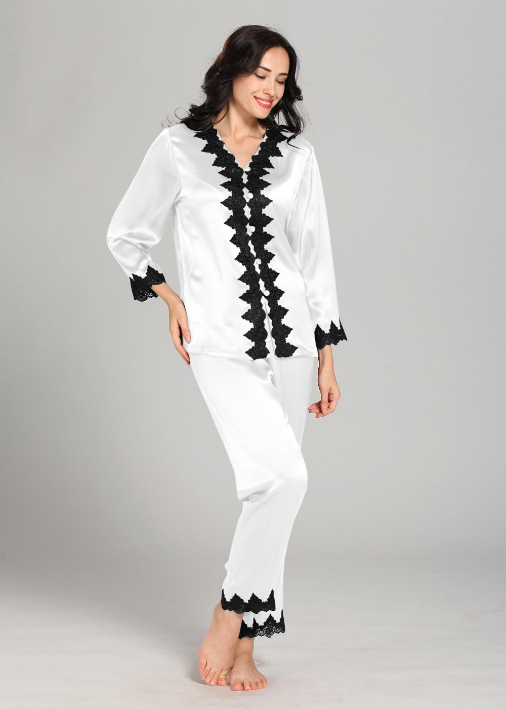 Whitney Lacey Contrast Trim Pajama Set