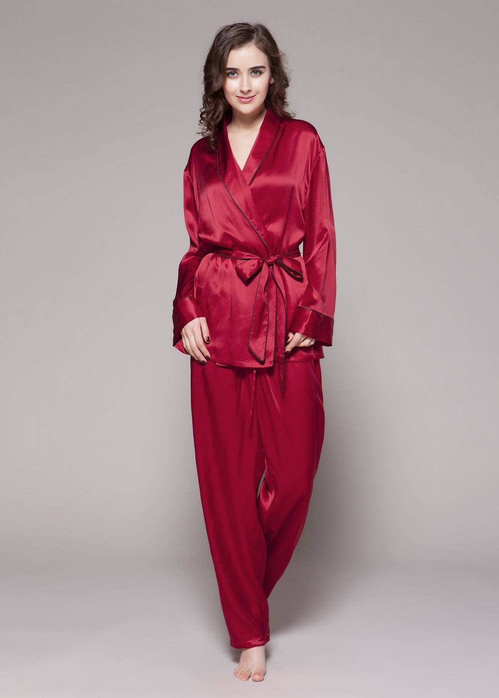 2 pc contrast trim silk short robe & pajama set