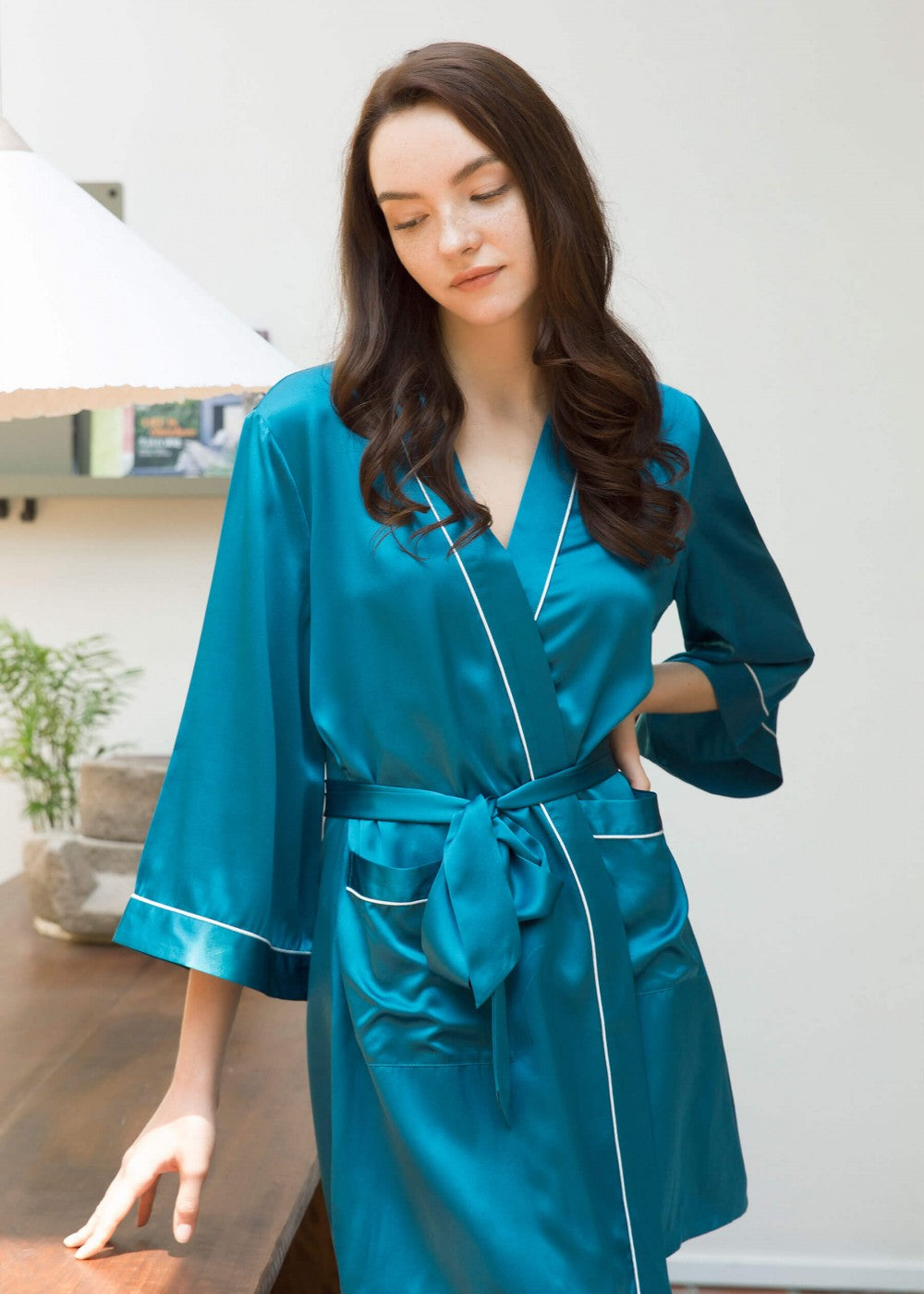 Slabrock Contrast trim Short Robe