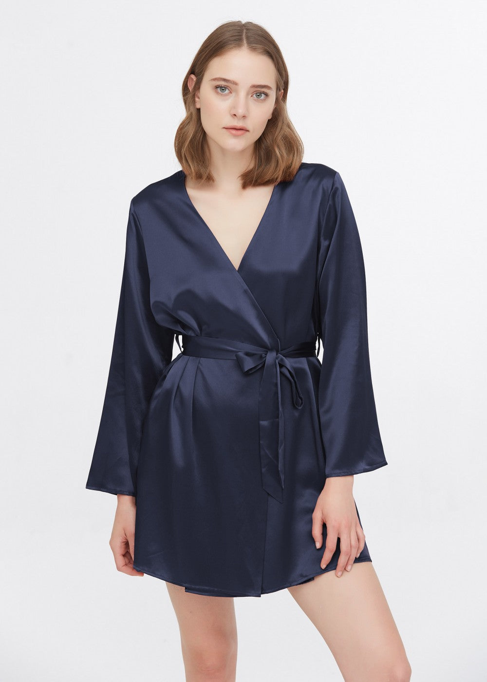 Collerless silky smooth Short Robe