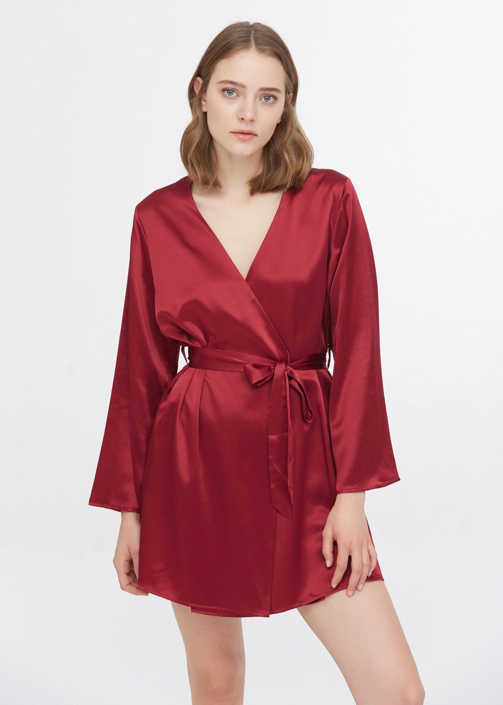 Collerless silky smooth Short Robe