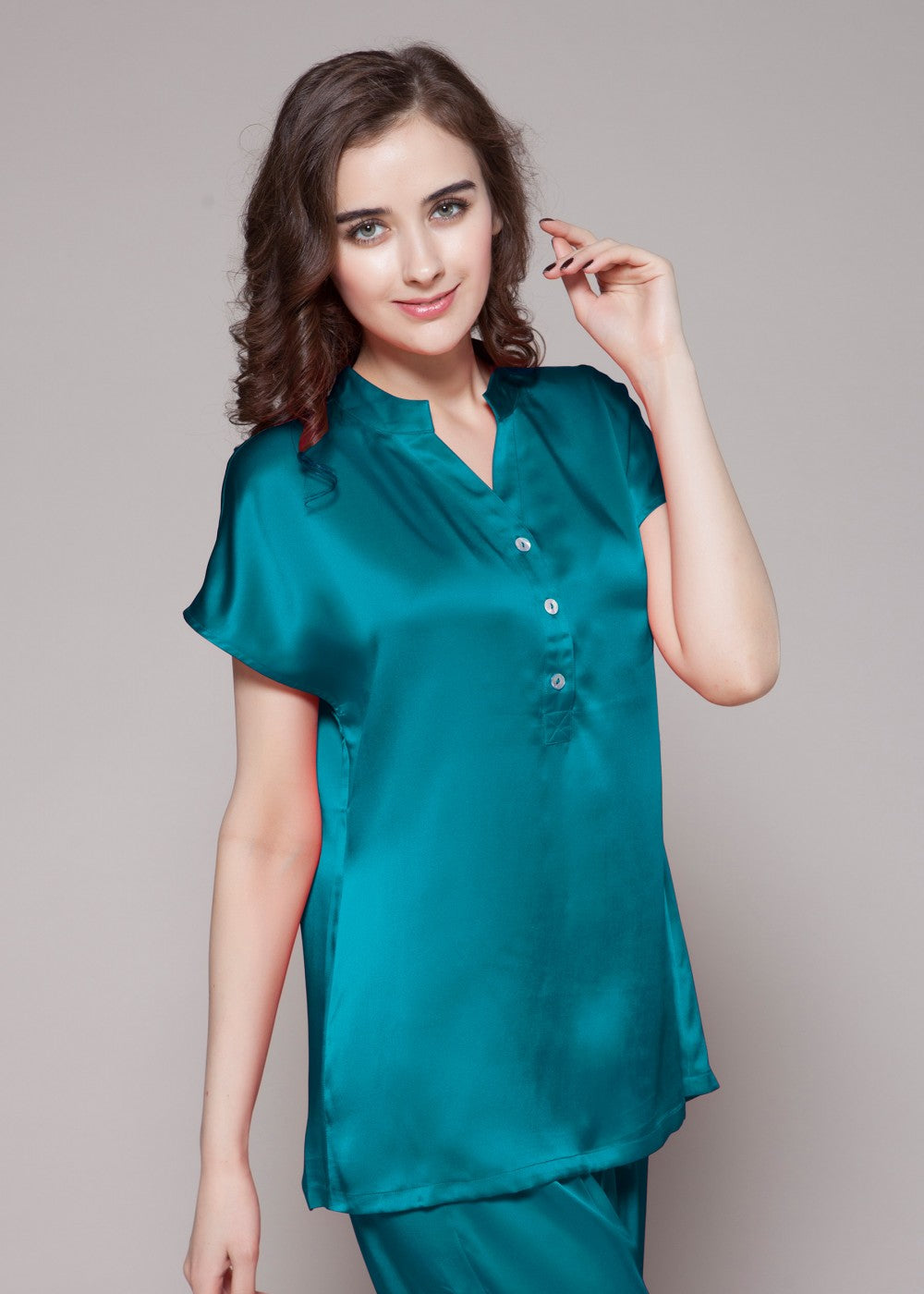 Diva half buttoned front pajamas set