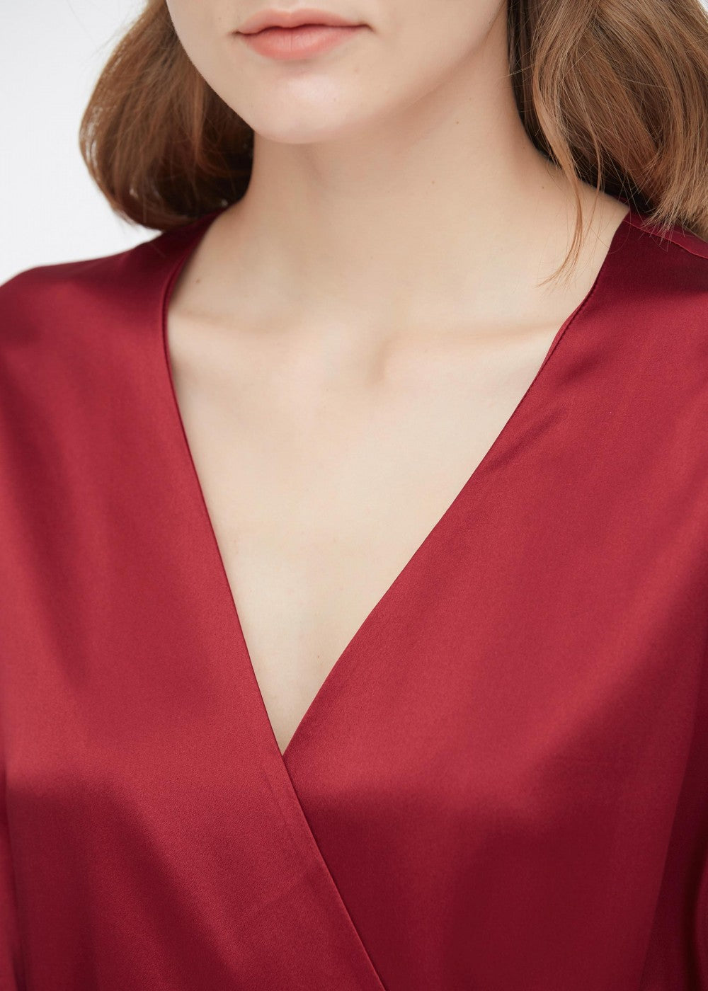 Collerless silky smooth Short Robe