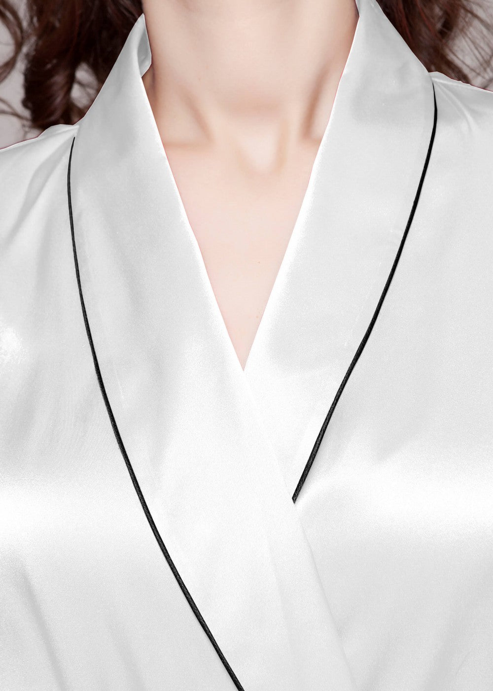 2 pc contrast trim silk short robe & pajama set