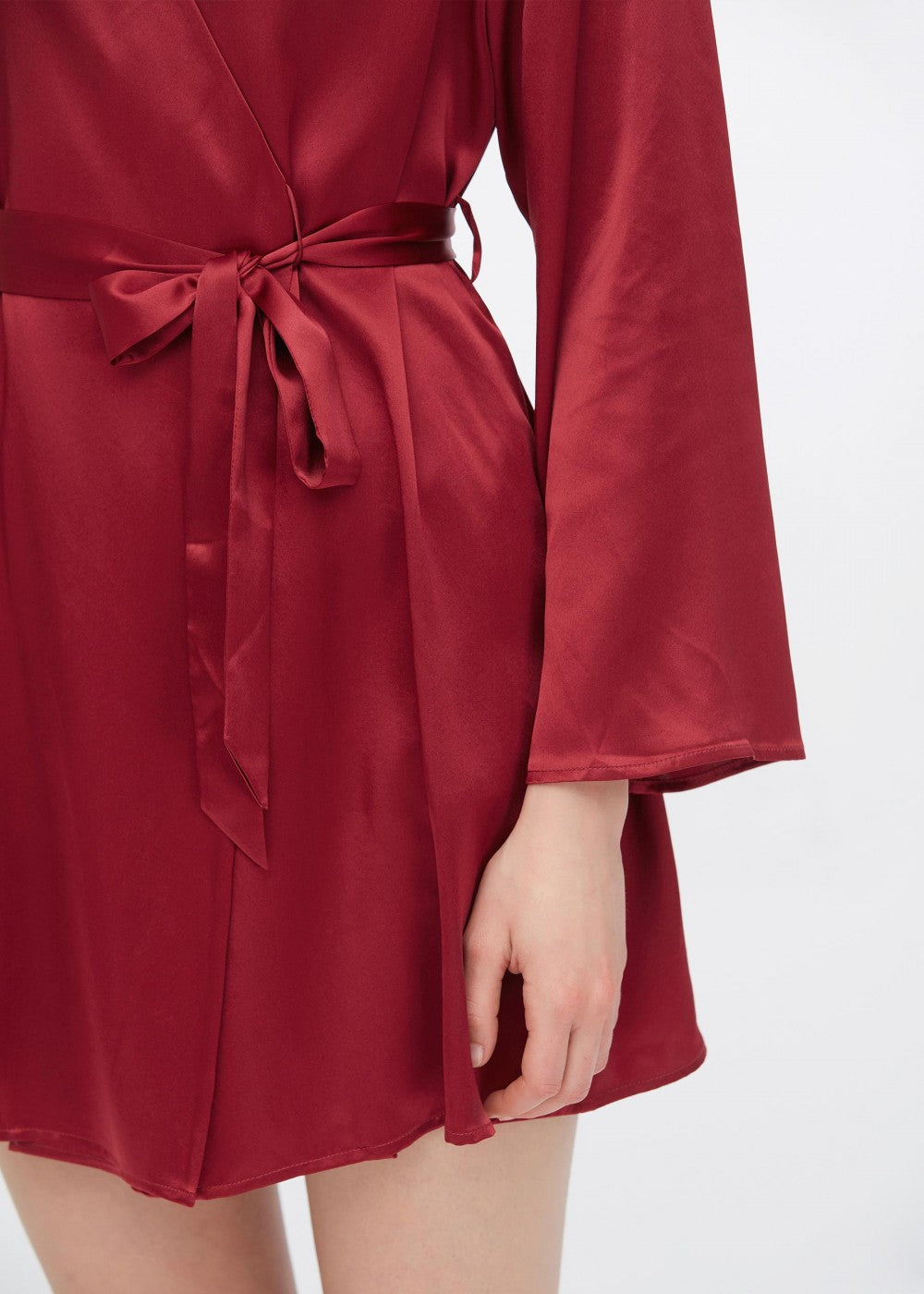 Collerless silky smooth Short Robe