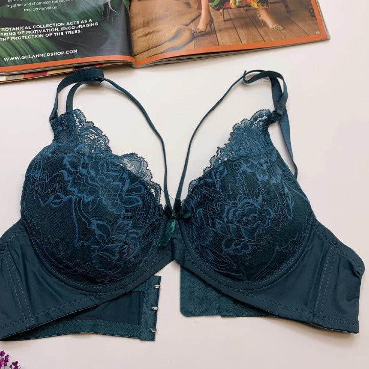 Birgitta Lace light padded Wired bra